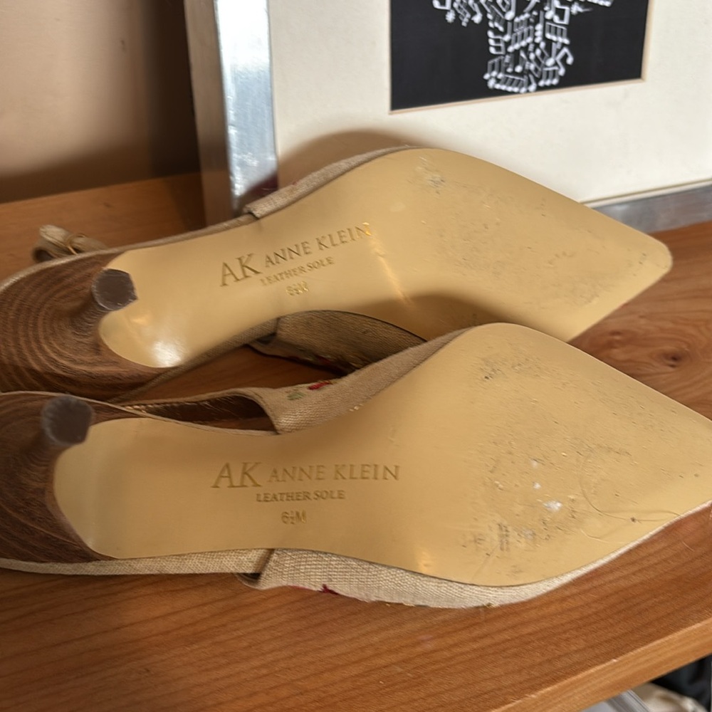 Size 6.5-  2 Pair Anne Klein Designer Shoes - sling backs and ankle boots. - Picture 8 of 15